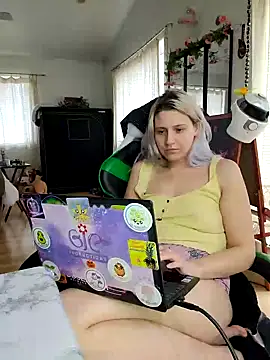 ScarletCallings420 online show from 24, 1, 2025