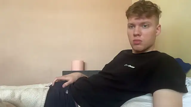 sexybooii6968 online show from 7, 6, 2026