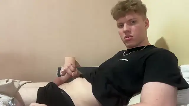 sexybooii6968 online show from 16, 6, 2026