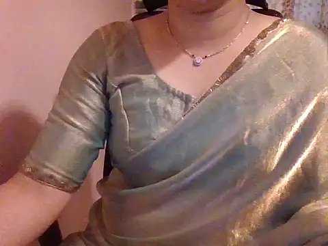 Snapshot of Pinky_4 chatting on 18, 5, 2026 Pinky 4 online show from 18, 5, 2026