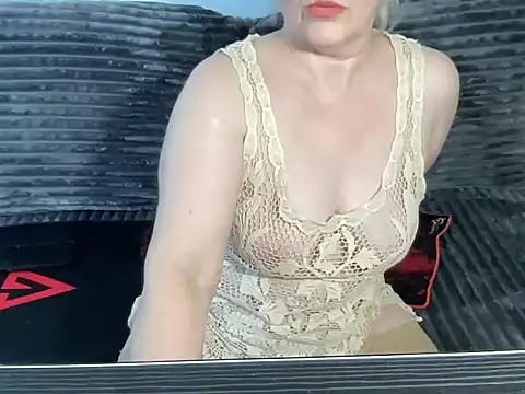 Snapshot of milaja chatting on 26, 10, 2025 milaja online show from 26, 10, 2025