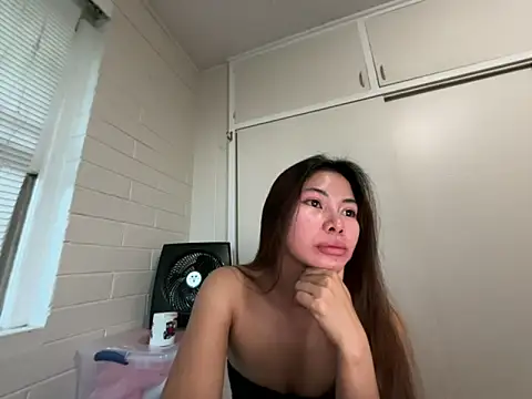 Snapshot of pinay6969 chatting on 24, 4, 2026 pinay6969 online show from 24, 4, 2026