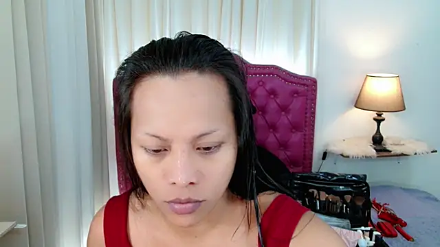 Snapshot of DreamLADYBOY chatting on 2, 5, 2026 DreamLADYBOY online show from 2, 5, 2026