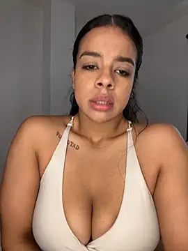 trianawhite online show from 30, 3, 2026