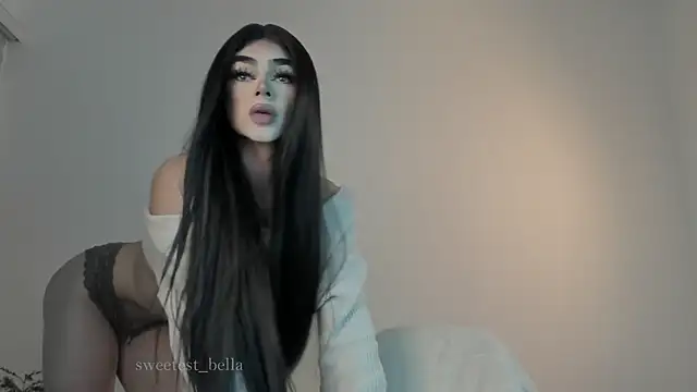 Snapshot of sweetest_bella chatting on 13, 3, 2025 sweetest bella online show from 13, 3, 2025