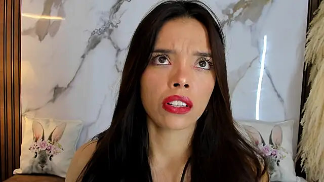 hannahill69 online show from 24, 2, 2025