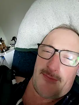 Snapshot of gdawg78 chatting on 21, 11, 2025 gdawg78 online show from 21, 11, 2025