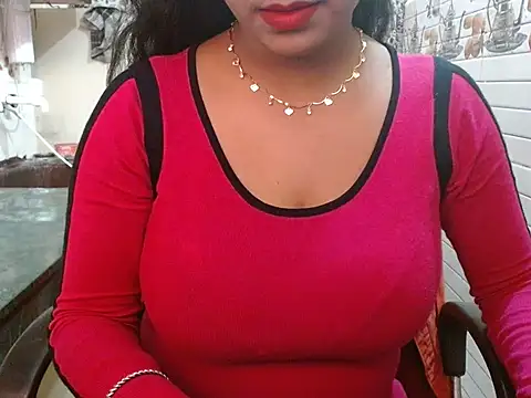 LovingPihu online show from 2, 12, 2025