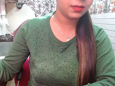 Snapshot of LovingPihu chatting on 6, 2, 2026 LovingPihu online show from 6, 2, 2026