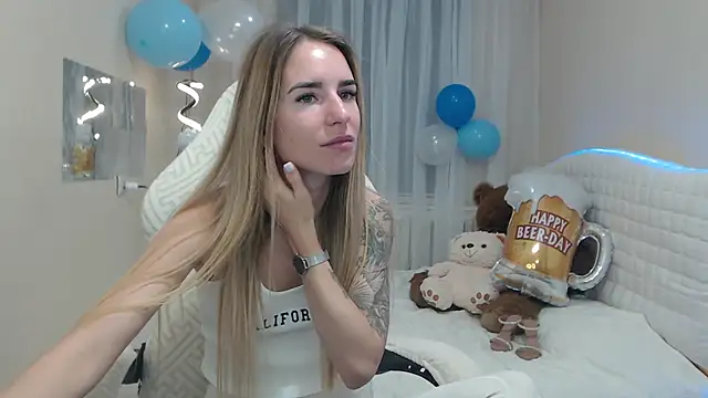 Snapshot of DeboraHorny chatting on 19, 9, 2025 DeboraHorny online show from 19, 9, 2025