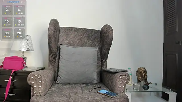Snapshot of Keyla_Milf chatting on 19, 12, 2024 Keyla Milf online show from 19, 12, 2024