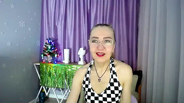 queen a n i online show from 11, 1, 2025