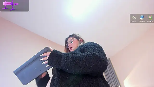 Snapshot of EYMI_TOMSOM chatting on 8, 3, 2025 EYMI TOMSOM online show from 8, 3, 2025