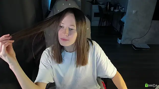 Snapshot of Courtney_Luv chatting on 3, 10, 2025 Courtney Luv online show from 3, 10, 2025