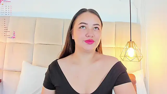 AnaisClark online show from 19, 12, 2024