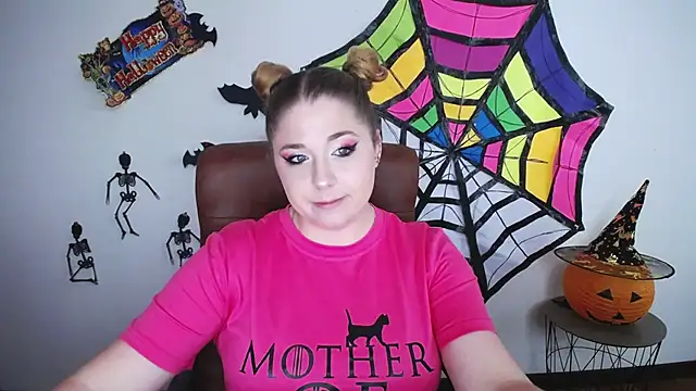 JessikaDaniel online show from 28, 10, 2025