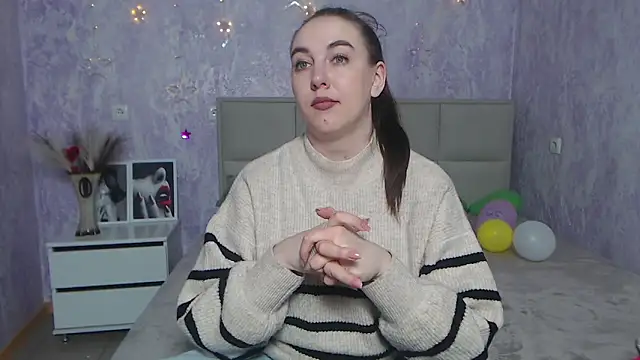 Snapshot of KaleyReed chatting on 21, 1, 2025 KaleyReed online show from 21, 1, 2025