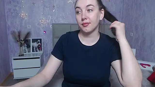 Snapshot of KaleyReed chatting on 29, 1, 2025 KaleyReed online show from 29, 1, 2025