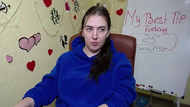 Snapshot of KaleyReed chatting on 1, 2, 2025 KaleyReed online show from 1, 2, 2025