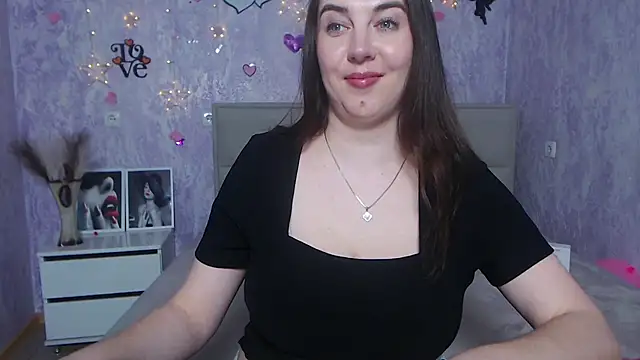 Snapshot of KaleyReed chatting on 10, 2, 2025 KaleyReed online show from 10, 2, 2025