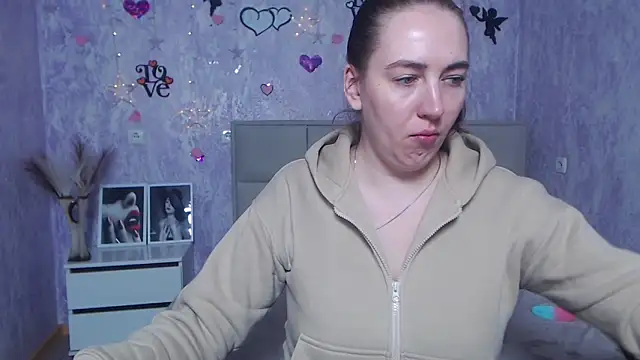 Snapshot of KaleyReed chatting on 14, 2, 2025 KaleyReed online show from 14, 2, 2025