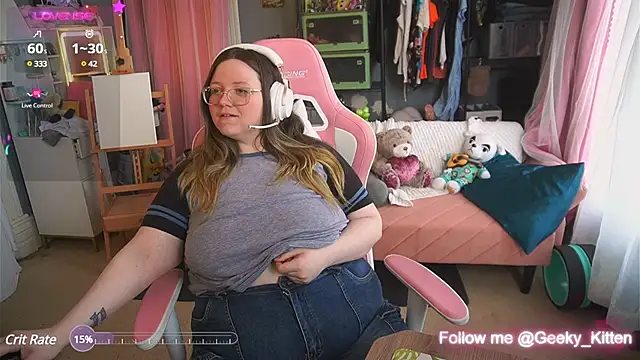 Snapshot of Geeky_Kitten chatting on 6, 2, 2025 Geeky Kitten online show from 6, 2, 2025