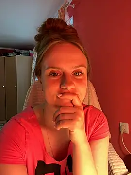 Snapshot of SophiaSweet_ chatting on 15, 3, 2026 SophiaSweet online show from 15, 3, 2026