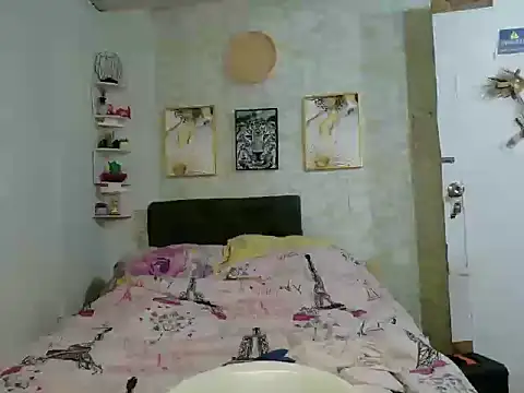 Hebefemme online show from 3, 4, 2026