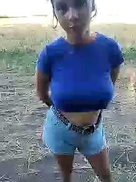 Snapshot of mariamac420 chatting on 15, 1, 2025 mariamac420 online show from 15, 1, 2025