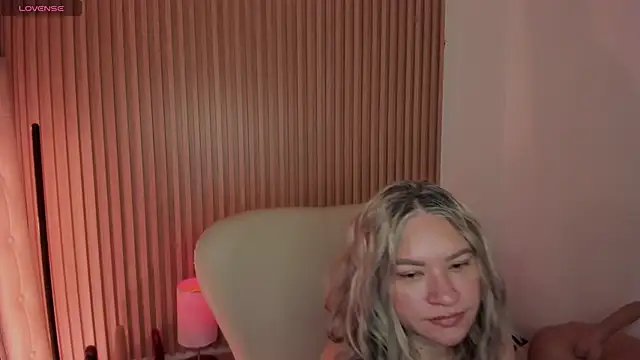 MarianL0ve online show from 26, 2, 2025