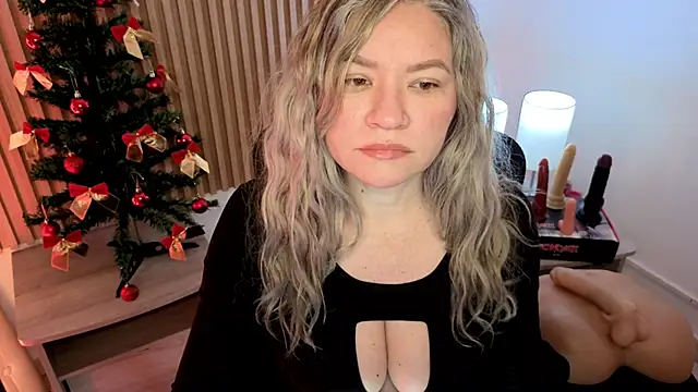 MarianL0ve online show from 29, 11, 2025