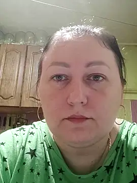 Rini333 online show from 6, 3, 2025