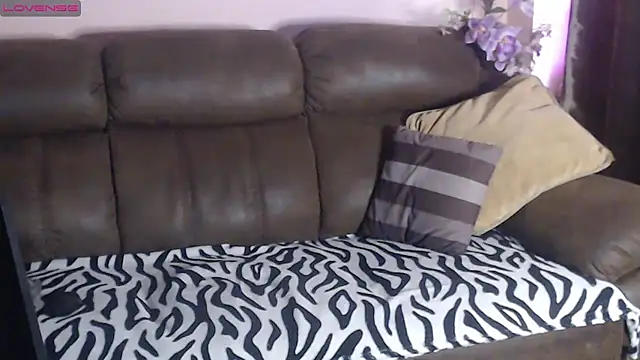 Snapshot of NaughtyHornyJenny chatting on 20, 1, 2025 NaughtyHornyJenny online show from 20, 1, 2025