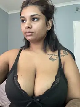 layla amin online show from 1, 7, 2026