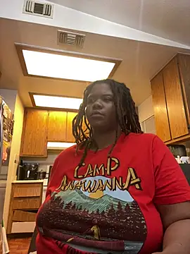 Snapshot of HEARTBREAKBRE chatting on 20, 5, 2026 HEARTBREAKBRE online show from 20, 5, 2026