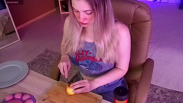 elinanortas online show from 30, 9, 2025