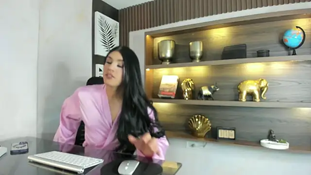 Snapshot of Scarleett_22 chatting on 11, 7, 2026 Scarleett 22 online show from 11, 7, 2026