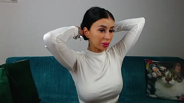 SaraDaisy online show from 30, 11, 2025