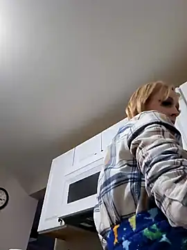 AmethystFoxx online show from 29, 1, 2025