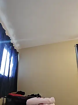 AmethystFoxx online show from 20, 2, 2025