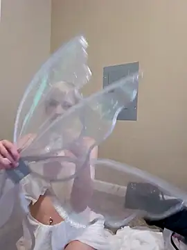 AmethystFoxx online show from 6, 10, 2025