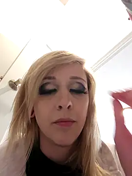 Snapshot of AmethystFoxx chatting on 13, 4, 2026 AmethystFoxx online show from 13, 4, 2026