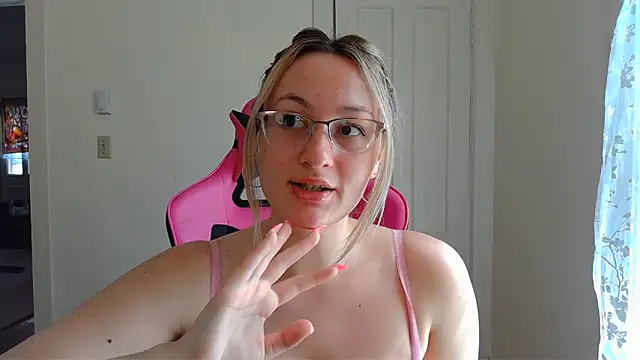 ashleyblaydex online show from 11, 4, 2026