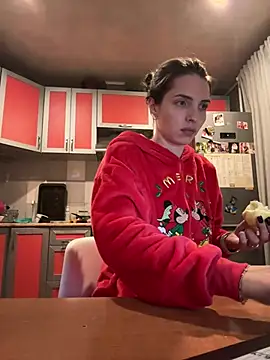 SeducingYoghourt online show from 9, 12, 2024