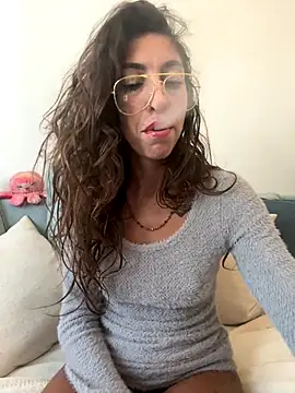 amanilouve online show from 17, 10, 2025