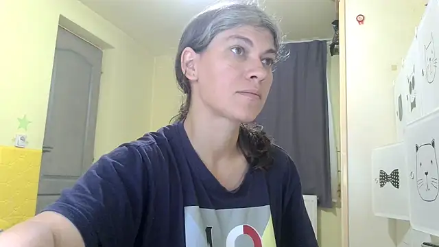 Snapshot of MercyLove chatting on 11, 7, 2026 MercyLove online show from 11, 7, 2026