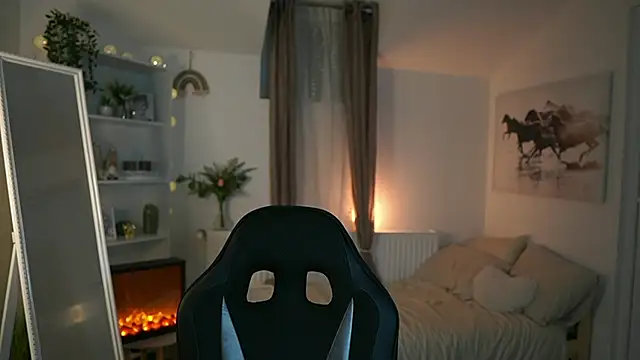 Abella Danger X online show from 18, 3, 2025