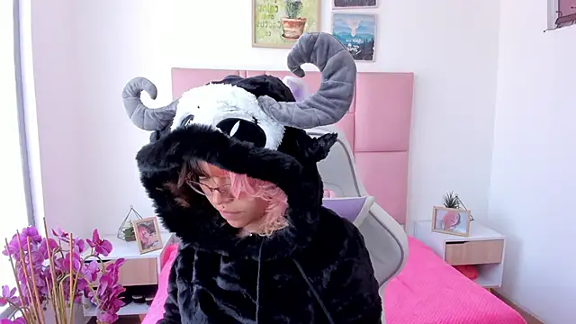 katalina garcia online show from 10, 2, 2026