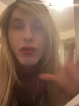 Snapshot of alex2p12 chatting on 25, 6, 2026 alex2p12 online show from 25, 6, 2026