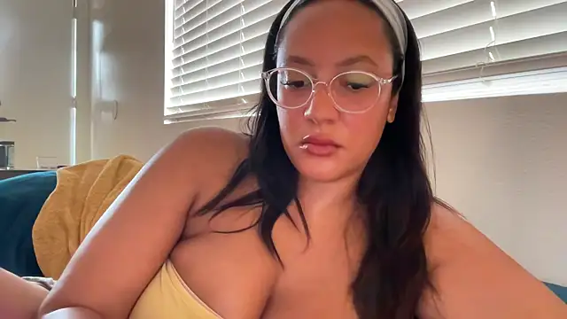 dreamyriri online show from 28, 7, 2026